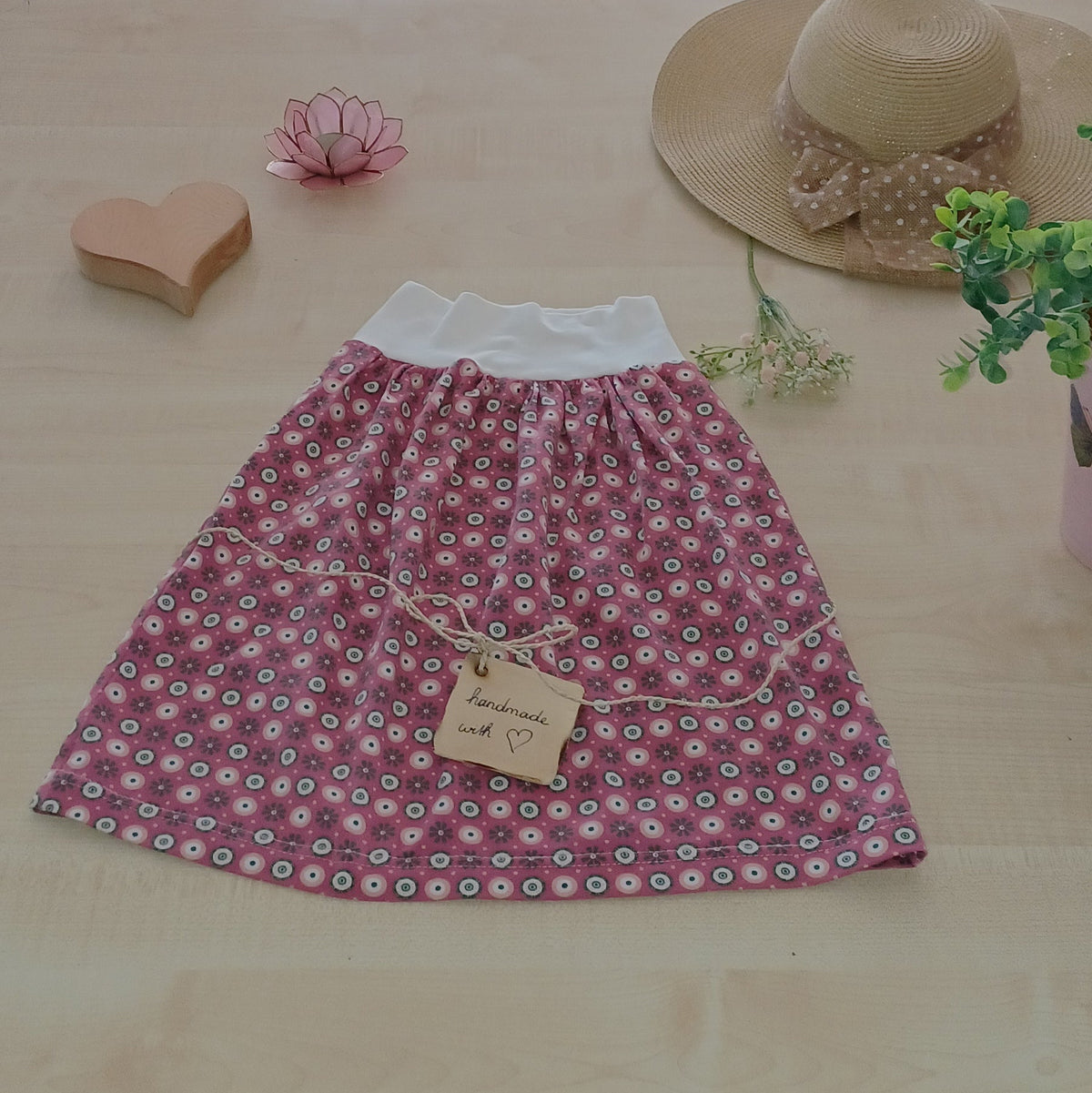 "Maiglöckchen" Kinderrock mit elastischem Bund rosa floral Gr. 116