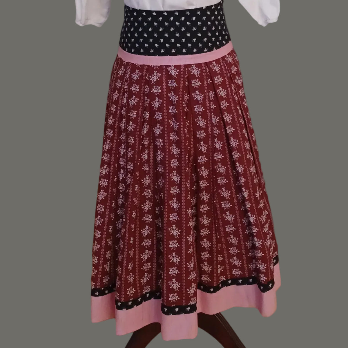"Edelweiß" Damen Trachtenrock MiniMe rot/schwarz